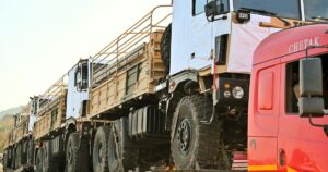 Blog dos Trasnportes 2 Caminhão de carga em rodovia ilustrando cotação de frete